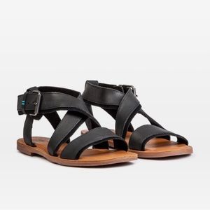 NWT TOMS Sidney Black Leather Sandals, 8